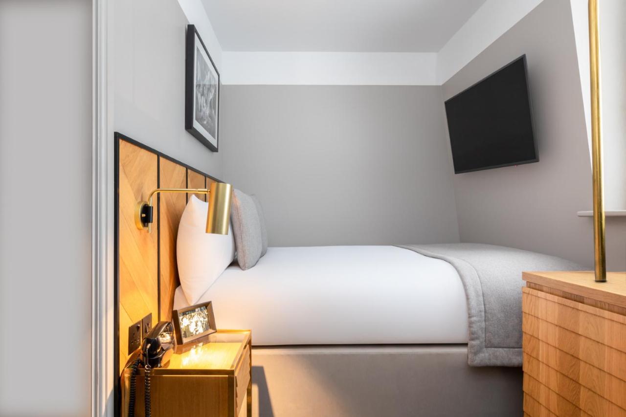 วิกตอรี เฮาส์ ลอนดอน Hotel ภายนอก รูปภาพ